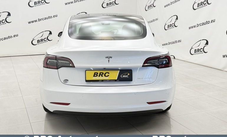 
								Tesla Model 3 Long Range Automatas 2021 full									