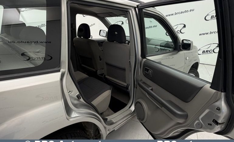 
								Nissan X-Trail  2006 full									