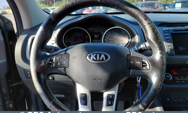 
								Kia Sportage 2.0 CRDi AWD Automatas 2015 full									