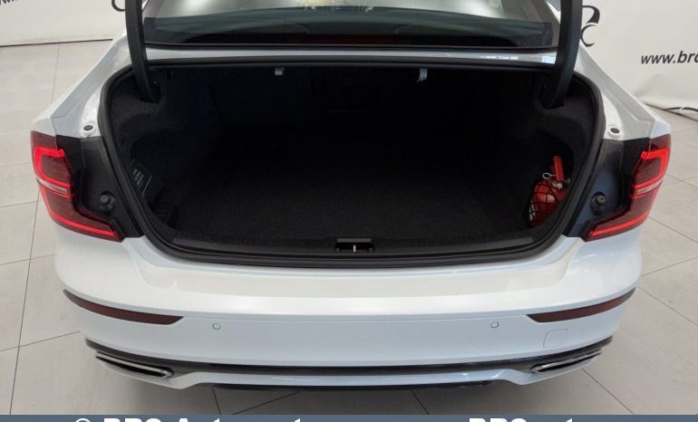 
								Volvo S60 2.0 T4 Automatas 2020 full									