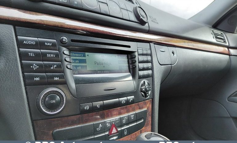 
								Mercedes-Benz E 200 CDI Automatas 2005 full									