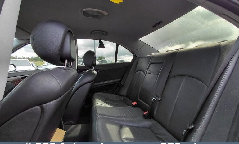 
								Mercedes-Benz E 200 CDI Automatas 2005 full									