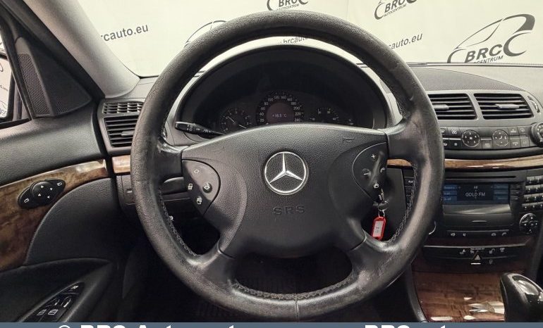
								Mercedes-Benz E 200 CDI Automatas 2005 full									