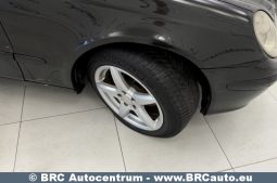 
										Mercedes-Benz E 200 CDI Automatas 2005 full									