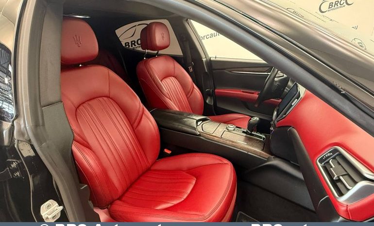 
								Maserati Ghibli V6 Twin-Turbo Automatas 2016 full									