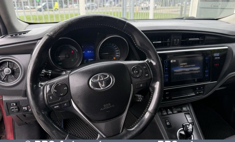 
								Toyota Auris Touring Sports 1.8 Hybrid Selection Automatas LPG 2018 full									