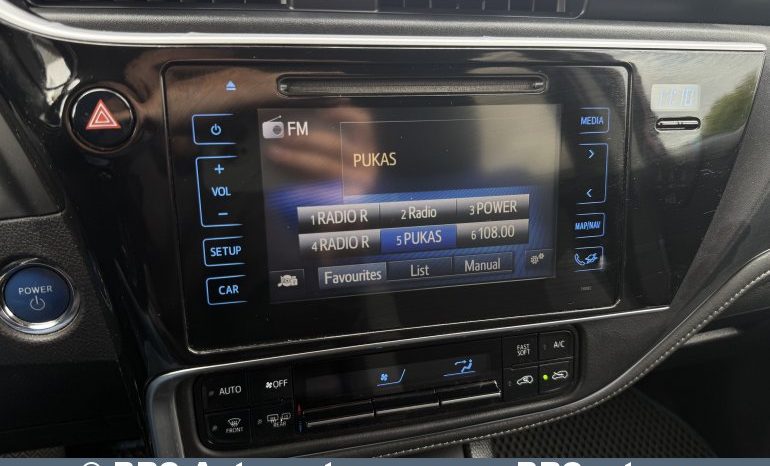 
								Toyota Auris Touring Sports 1.8 Hybrid Selection Automatas LPG 2018 full									