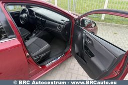 
										Toyota Auris Touring Sports 1.8 Hybrid Selection Automatas LPG 2018 full									