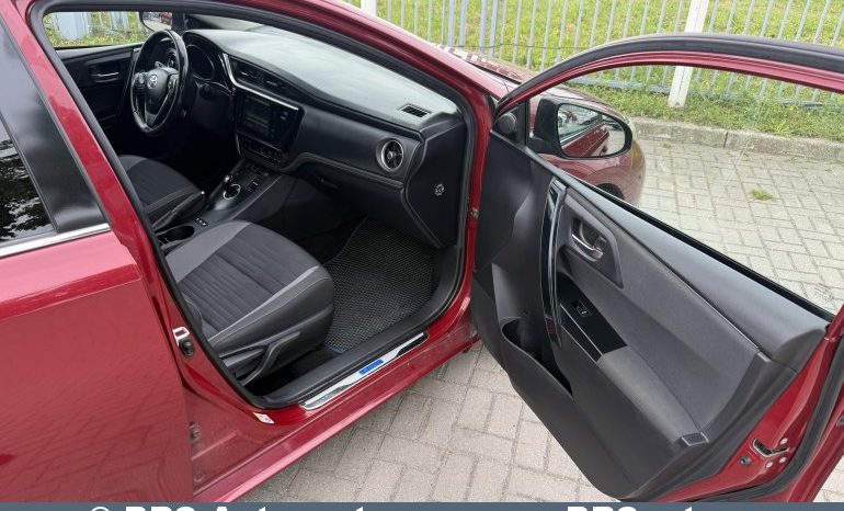 
								Toyota Auris Touring Sports 1.8 Hybrid Selection Automatas LPG 2018 full									