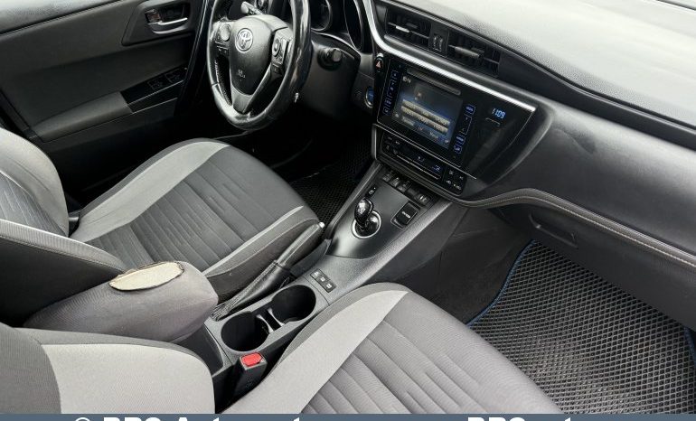 
								Toyota Auris Touring Sports 1.8 Hybrid Selection Automatas LPG 2018 full									