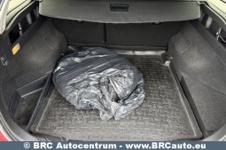 
										Toyota Auris Touring Sports 1.8 Hybrid Selection Automatas LPG 2018 full									