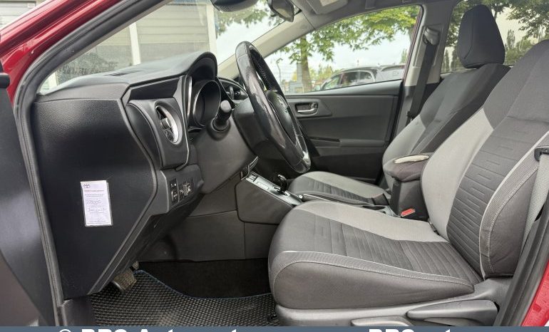 
								Toyota Auris Touring Sports 1.8 Hybrid Selection Automatas LPG 2018 full									