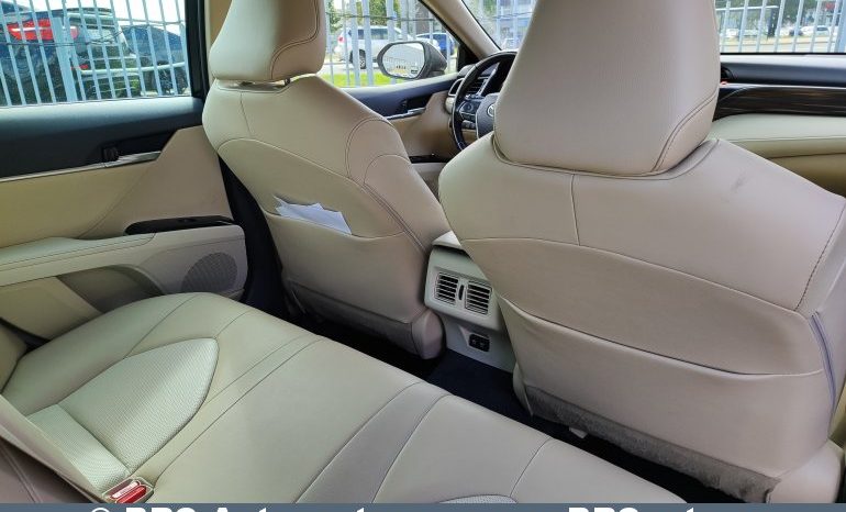 
								Toyota Camry 2.5 Hybrid Automatas 2019 full									