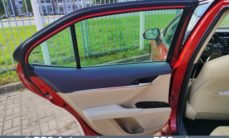 
								Toyota Camry 2.5 Hybrid Automatas 2019 full									