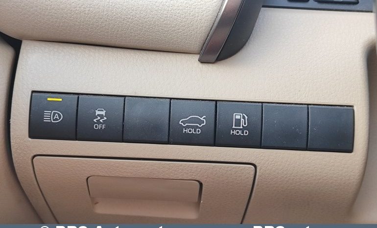 
								Toyota Camry 2.5 Hybrid Automatas 2019 full									