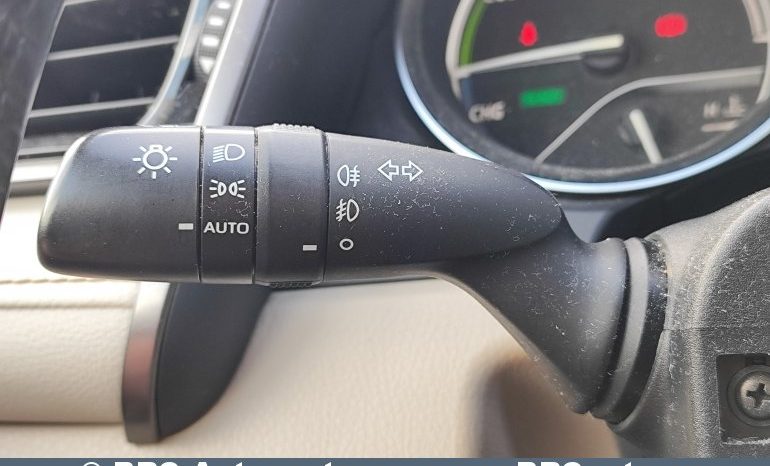 
								Toyota Camry 2.5 Hybrid Automatas 2019 full									