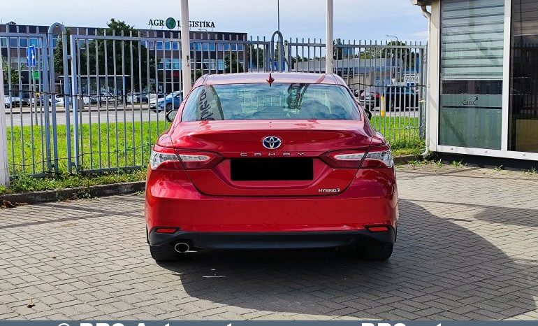 
								Toyota Camry 2.5 Hybrid Automatas 2019 full									