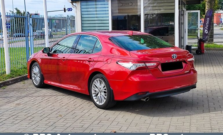 
								Toyota Camry 2.5 Hybrid Automatas 2019 full									