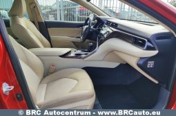 
										Toyota Camry 2.5 Hybrid Automatas 2019 full									