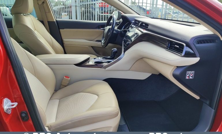 
								Toyota Camry 2.5 Hybrid Automatas 2019 full									