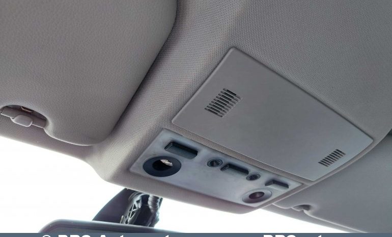 
								BMW 530 d Touring Automatas 2004 full									