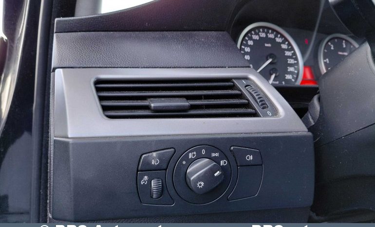 
								BMW 530 d Touring Automatas 2004 full									