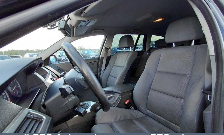
								BMW 530 d Touring Automatas 2004 full									