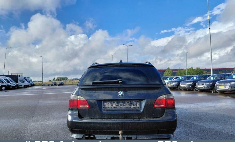 
								BMW 530 d Touring Automatas 2004 full									