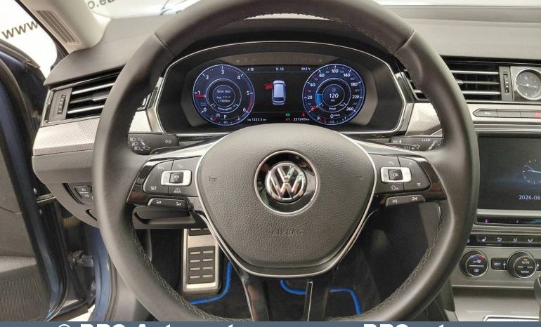 
								Volkswagen Passat Alltrack 2.0 TDI 4Motion Automatas 2015 full									