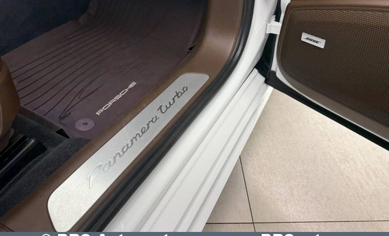 
								Porsche Panamera Turbo Automatas 2018 full									