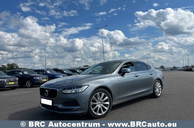 Volvo S90 T5 Momentum Luxury 2017