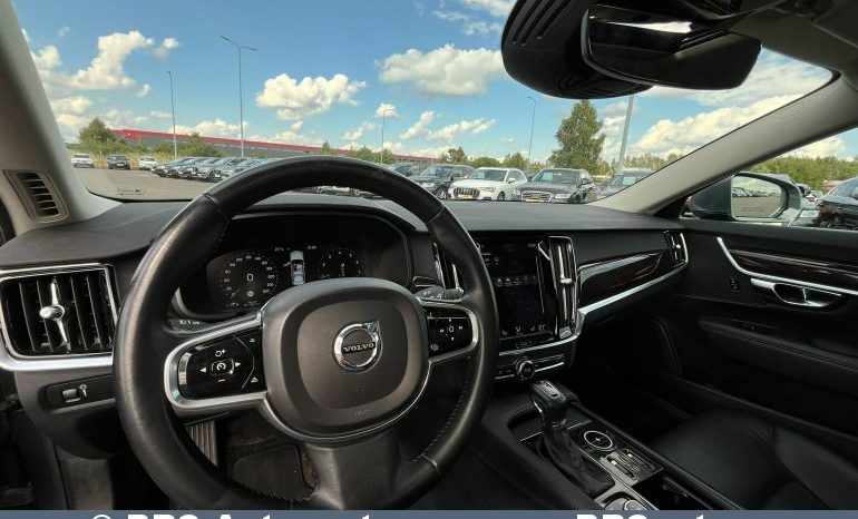 
								Volvo S90 T5 Momentum Luxury 2017 full									