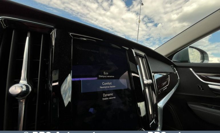 
								Volvo S90 T5 Momentum Luxury 2017 full									