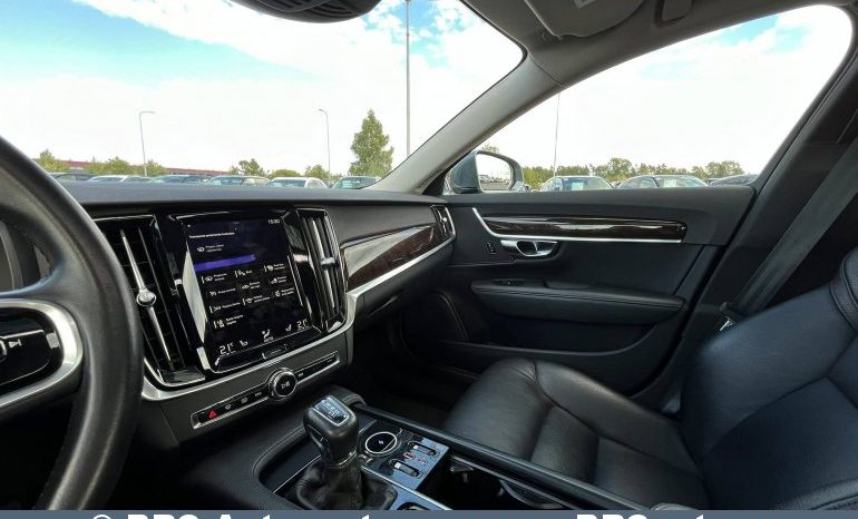 
								Volvo S90 T5 Momentum Luxury 2017 full									
