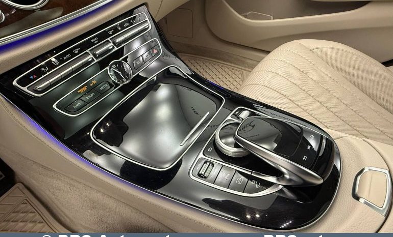 
								Mercedes-Benz E 300 2.0 DE Automatas 2019 full									