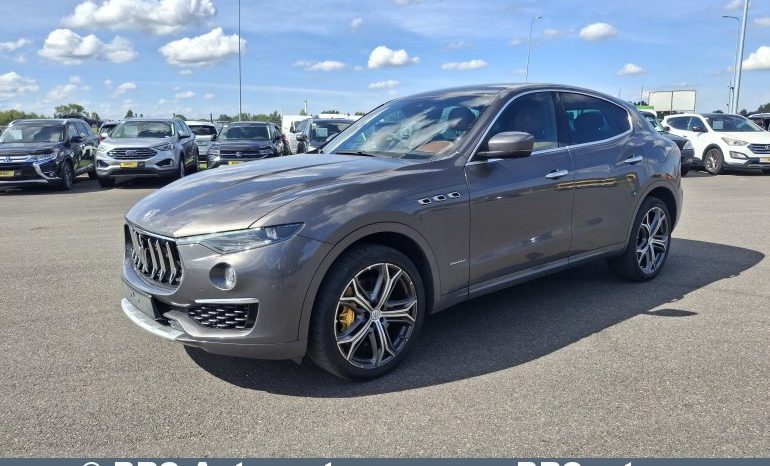 
								Maserati Levante 3.0 Q4 Automatas 2019 full									