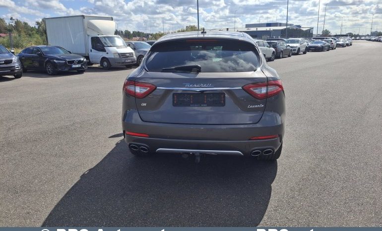
								Maserati Levante 3.0 Q4 Automatas 2019 full									