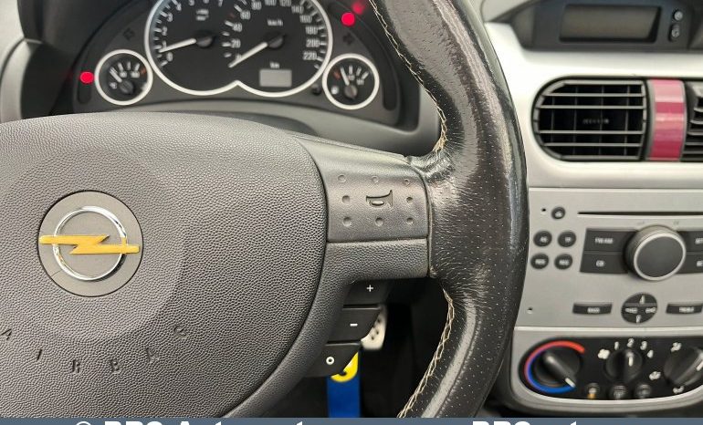 
								Opel Tigra 1.8 TwinTop 2004 full									