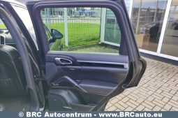 
										Porsche Cayenne 3.0 diesel V6 Automatas 2016 full									