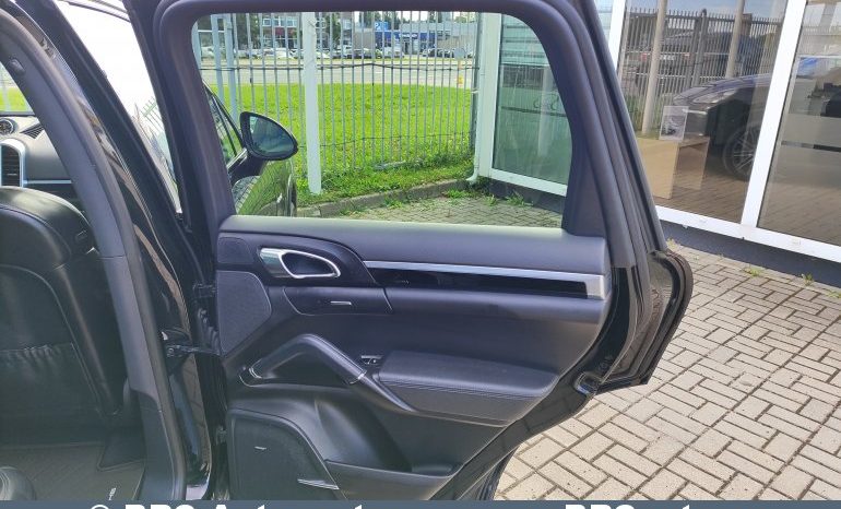 
								Porsche Cayenne 3.0 diesel V6 Automatas 2016 full									