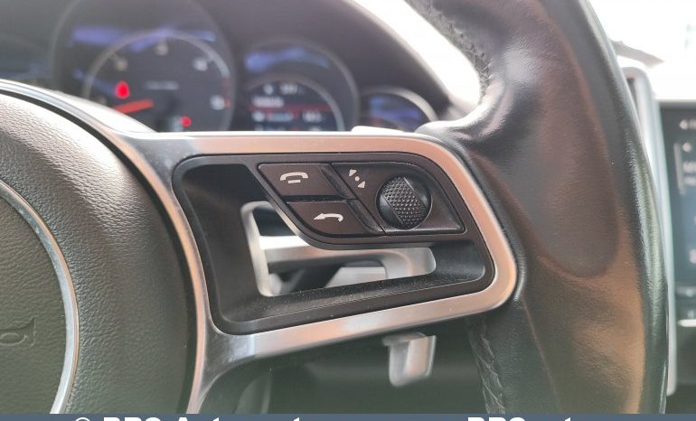 
								Porsche Cayenne 3.0 diesel V6 Automatas 2016 full									