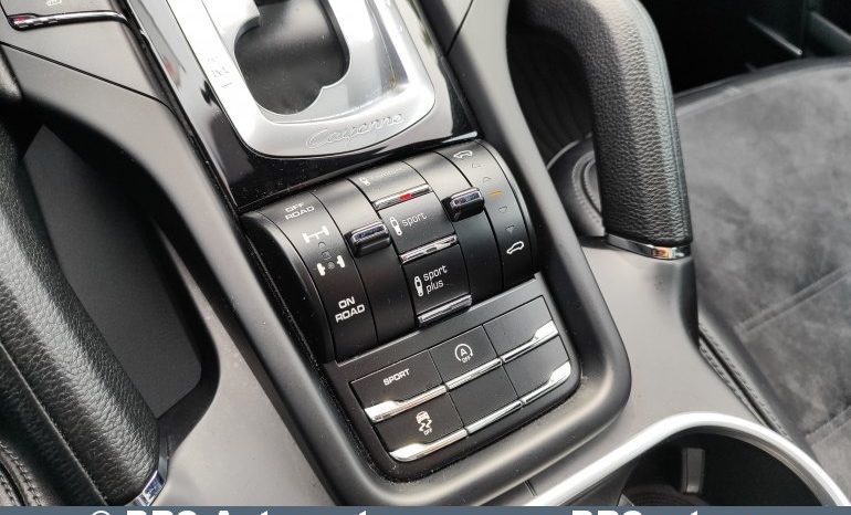 
								Porsche Cayenne 3.0 diesel V6 Automatas 2016 full									