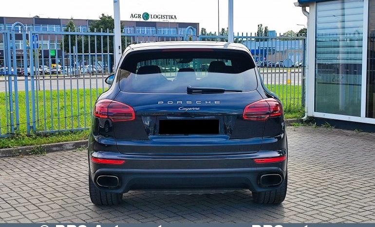 
								Porsche Cayenne 3.0 diesel V6 Automatas 2016 full									