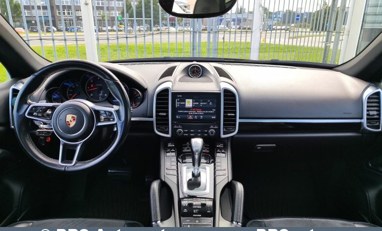 
								Porsche Cayenne 3.0 diesel V6 Automatas 2016 full									