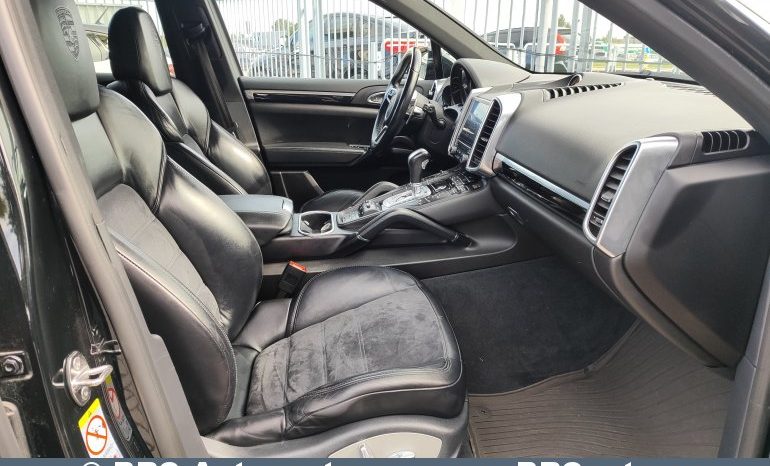 
								Porsche Cayenne 3.0 diesel V6 Automatas 2016 full									