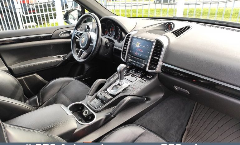 
								Porsche Cayenne 3.0 diesel V6 Automatas 2016 full									