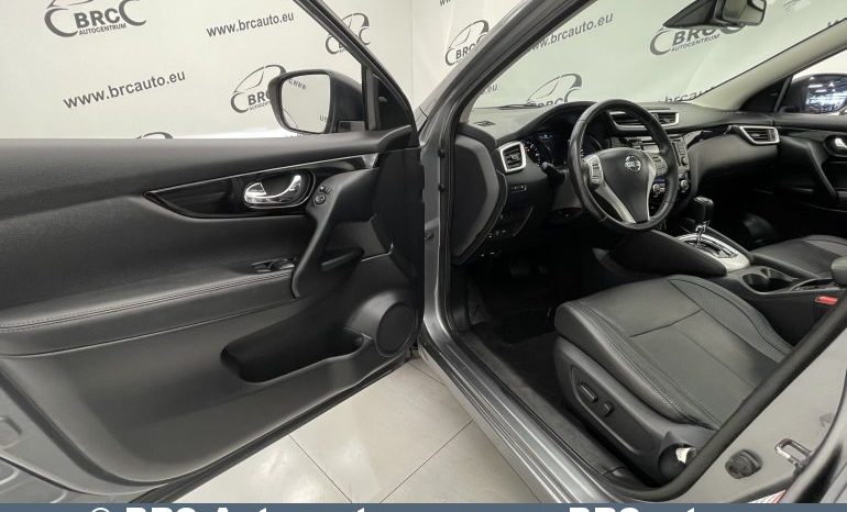 
								Nissan Qashqai 1.6 dCi Tekna 2WD Automatas 2014 full									