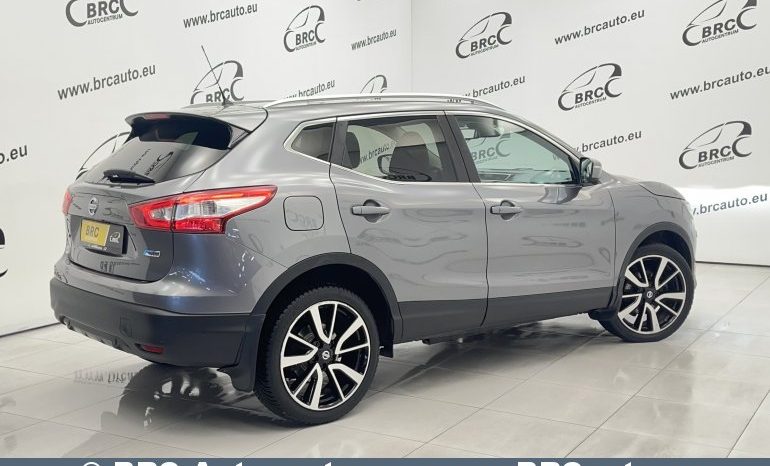 
								Nissan Qashqai 1.6 dCi Tekna 2WD Automatas 2014 full									