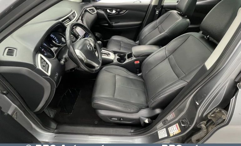 
								Nissan Qashqai 1.6 dCi Tekna 2WD Automatas 2014 full									