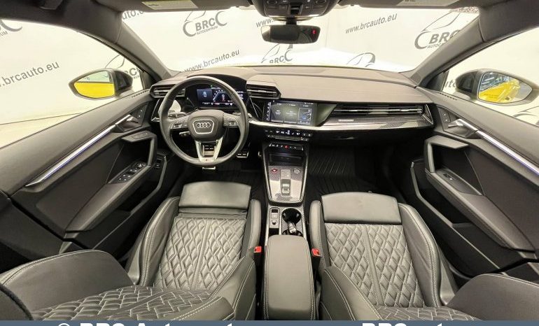 
								Audi S3 2.0 Sportback Automatas 2022 full									